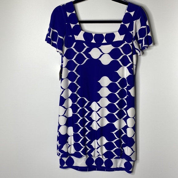 Donna Morgan shift dress - Picture 9 of 12